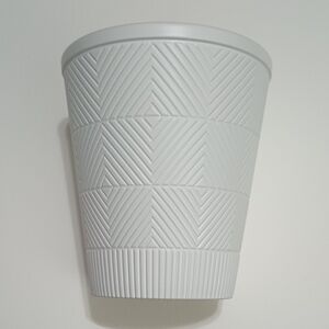 2/$15 5.5" Flower Pot White Textured Geometric Lines Recycled Plastic